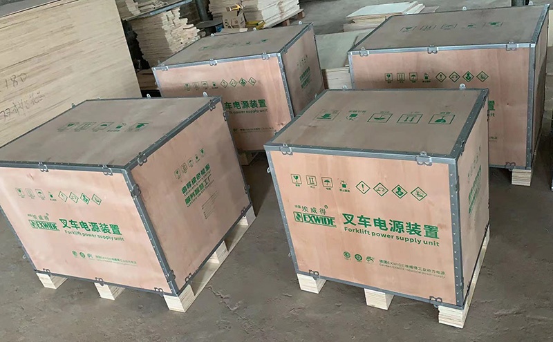 卡扣箱